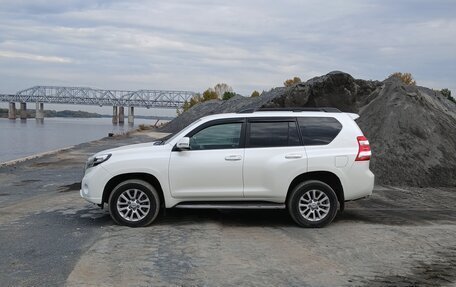 Toyota Land Cruiser Prado 150 рестайлинг 2, 2016 год, 3 300 000 рублей, 10 фотография