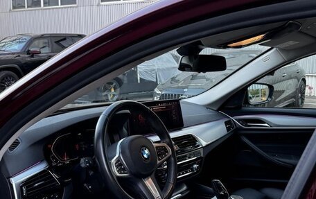 BMW 5 серия, 2020 год, 5 800 000 рублей, 14 фотография