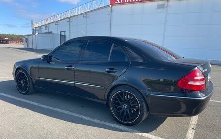 Mercedes-Benz E-Класс, 2002 год, 900 000 рублей, 5 фотография