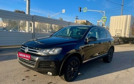 Volkswagen Touareg III, 2013 год, 2 400 000 рублей, 3 фотография