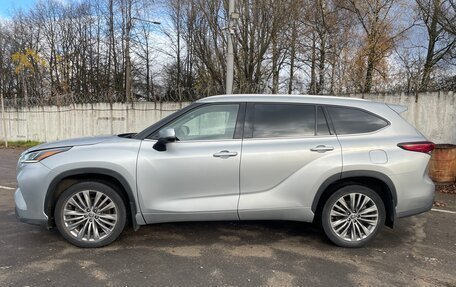 Toyota Highlander, 2021 год, 4 300 000 рублей, 4 фотография