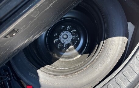 Toyota RAV4, 2017 год, 2 600 000 рублей, 14 фотография