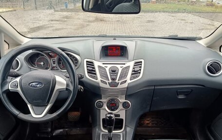 Ford Fiesta, 2011 год, 690 000 рублей, 5 фотография