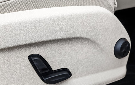 Mercedes-Benz GLC, 2017 год, 3 530 000 рублей, 28 фотография