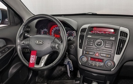 KIA cee'd I рестайлинг, 2012 год, 1 000 000 рублей, 26 фотография