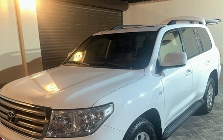 Toyota Land Cruiser 200, 2008 год, 3 000 000 рублей, 1 фотография