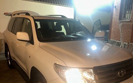 Toyota Land Cruiser 200, 2008 год, 3 000 000 рублей, 2 фотография