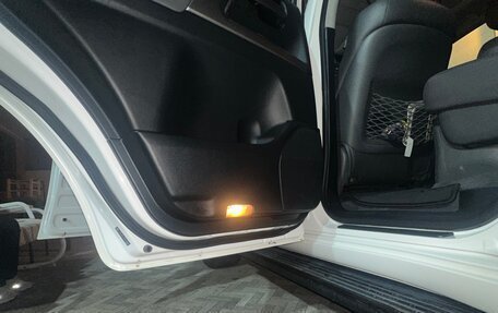 Toyota Land Cruiser 200, 2008 год, 3 000 000 рублей, 6 фотография