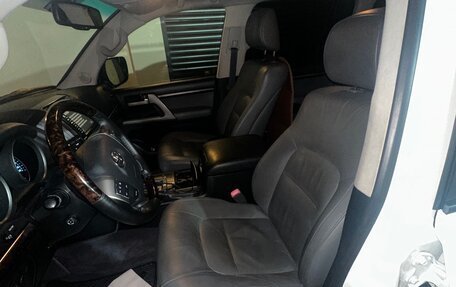 Toyota Land Cruiser 200, 2008 год, 3 000 000 рублей, 8 фотография