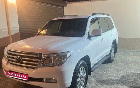 Toyota Land Cruiser 200, 2008 год, 3 000 000 рублей, 25 фотография