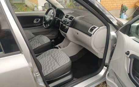 Skoda Fabia II, 2009 год, 415 000 рублей, 15 фотография