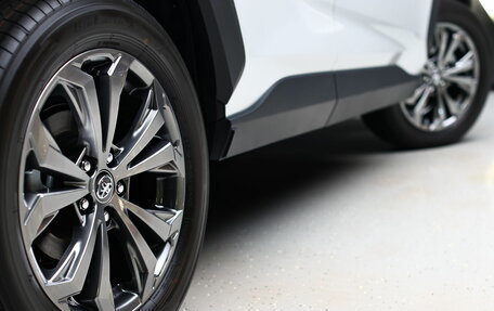 Toyota RAV4, 2025 год, 4 350 000 рублей, 8 фотография