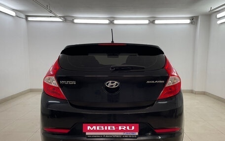 Hyundai Solaris II рестайлинг, 2015 год, 865 000 рублей, 3 фотография