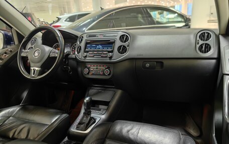 Volkswagen Tiguan I, 2012 год, 1 078 000 рублей, 13 фотография