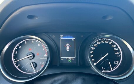 Toyota Camry, 2019 год, 2 890 000 рублей, 13 фотография