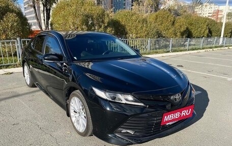 Toyota Camry, 2019 год, 2 890 000 рублей, 3 фотография