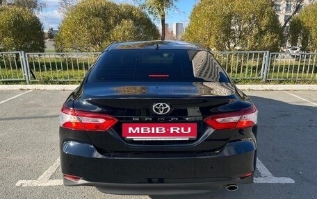 Toyota Camry, 2019 год, 2 890 000 рублей, 7 фотография