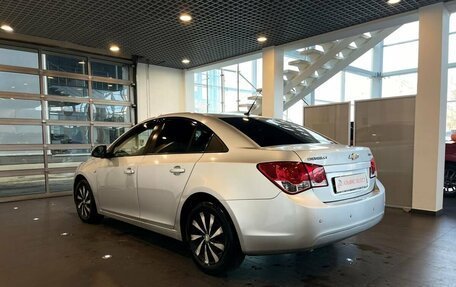 Chevrolet Cruze II, 2010 год, 580 000 рублей, 5 фотография