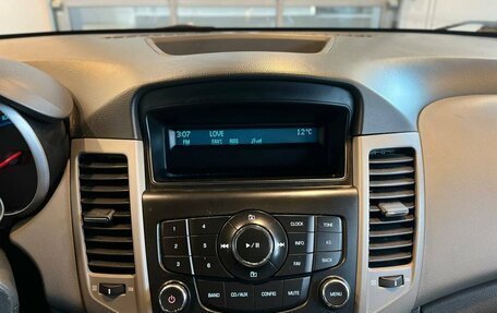 Chevrolet Cruze II, 2010 год, 580 000 рублей, 14 фотография