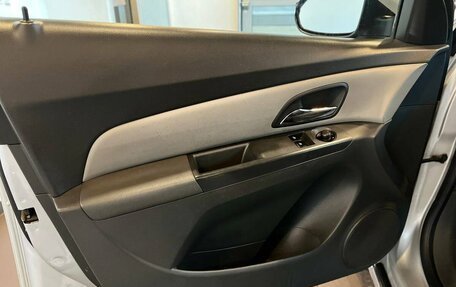 Chevrolet Cruze II, 2010 год, 580 000 рублей, 22 фотография