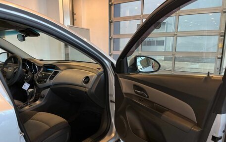 Chevrolet Cruze II, 2010 год, 580 000 рублей, 27 фотография