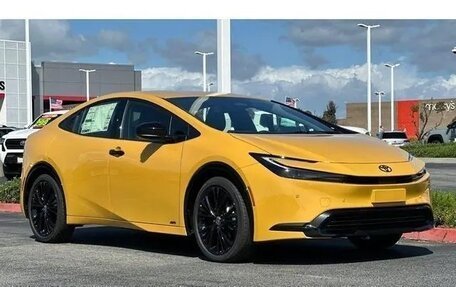 Toyota Prius IV XW50, 2025 год, 4 999 000 рублей, 1 фотография