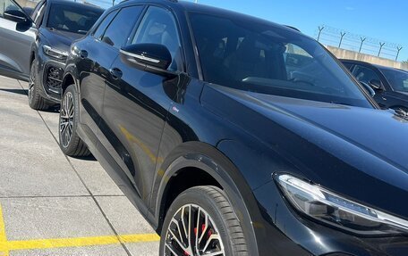 Audi Q5, 2025 год, 11 490 000 рублей, 2 фотография