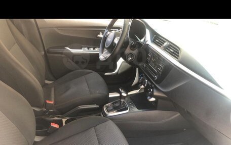 KIA Rio IV, 2022 год, 1 680 000 рублей, 6 фотография