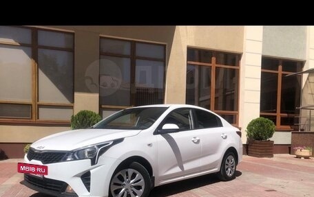 KIA Rio IV, 2022 год, 1 680 000 рублей, 7 фотография