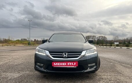 Honda Accord IX рестайлинг, 2013 год, 1 850 000 рублей, 5 фотография