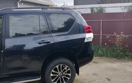 Toyota Land Cruiser Prado 150 рестайлинг 2, 2009 год, 2 520 000 рублей, 4 фотография