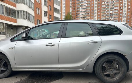 Opel Astra J, 2011 год, 490 000 рублей, 9 фотография
