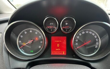 Opel Astra J, 2011 год, 490 000 рублей, 27 фотография