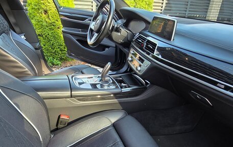 BMW 7 серия, 2020 год, 5 900 000 рублей, 8 фотография