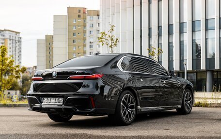 BMW 7 серия, 2025 год, 15 500 000 рублей, 10 фотография