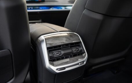 BMW 7 серия, 2025 год, 15 500 000 рублей, 33 фотография