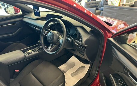 Mazda 3, 2019 год, 2 099 999 рублей, 10 фотография