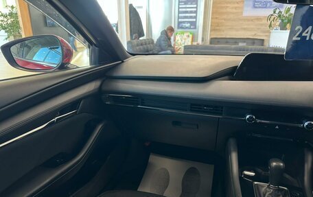 Mazda 3, 2019 год, 2 099 999 рублей, 14 фотография