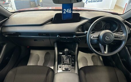 Mazda 3, 2019 год, 2 099 999 рублей, 16 фотография