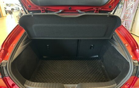 Mazda 3, 2019 год, 2 099 999 рублей, 19 фотография