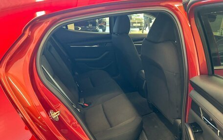 Mazda 3, 2019 год, 2 099 999 рублей, 18 фотография