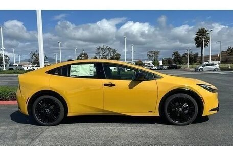 Toyota Prius IV XW50, 2025 год, 4 999 000 рублей, 4 фотография