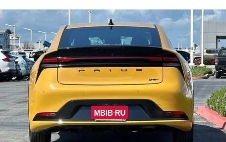 Toyota Prius IV XW50, 2025 год, 4 999 000 рублей, 7 фотография