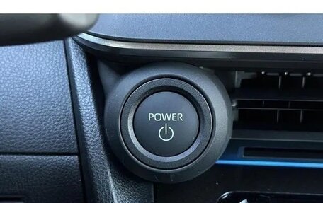 Toyota Prius IV XW50, 2025 год, 4 999 000 рублей, 18 фотография