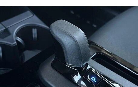 Toyota Prius IV XW50, 2025 год, 4 999 000 рублей, 19 фотография