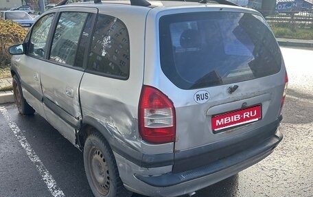 Opel Zafira A рестайлинг, 2004 год, 130 000 рублей, 1 фотография