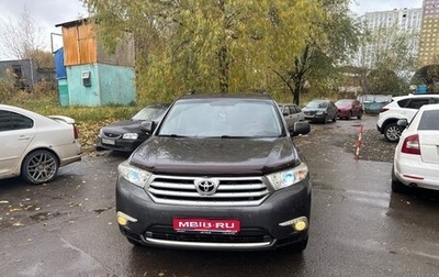Toyota Highlander III, 2011 год, 1 600 000 рублей, 1 фотография
