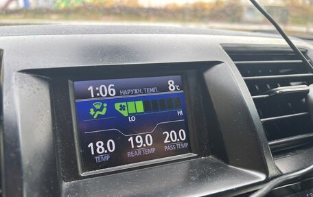 Toyota Highlander III, 2011 год, 1 600 000 рублей, 24 фотография