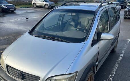 Opel Zafira A рестайлинг, 2004 год, 130 000 рублей, 3 фотография