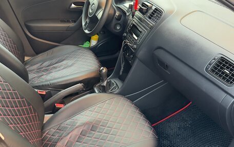 Volkswagen Polo VI (EU Market), 2013 год, 750 000 рублей, 6 фотография